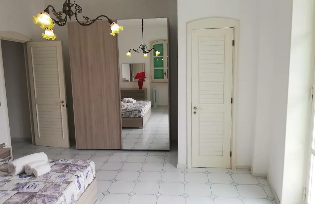 Villa Parisi-1